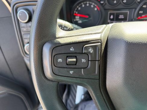 Used 2025 Chevrolet Silverado 1500 Custom Trail Boss w/ LPO, Dark Essentials Package AWD/4WD image 15