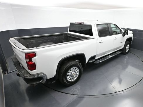 Used 2023 Chevrolet Silverado 2500 LT AWD/4WD image 32