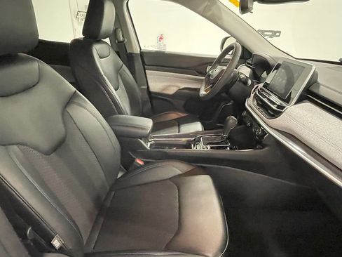 Used 2022 Jeep Compass Latitude image 25