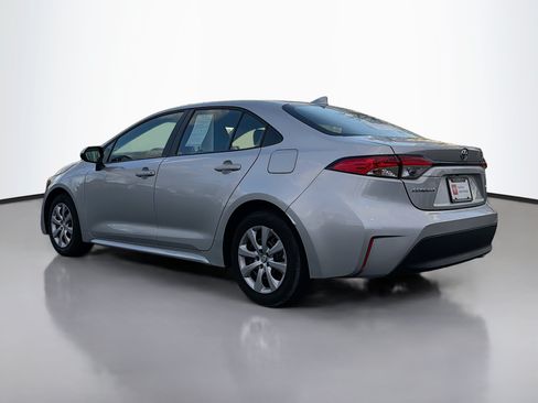Used 2025 Toyota Corolla LE FWD image 12