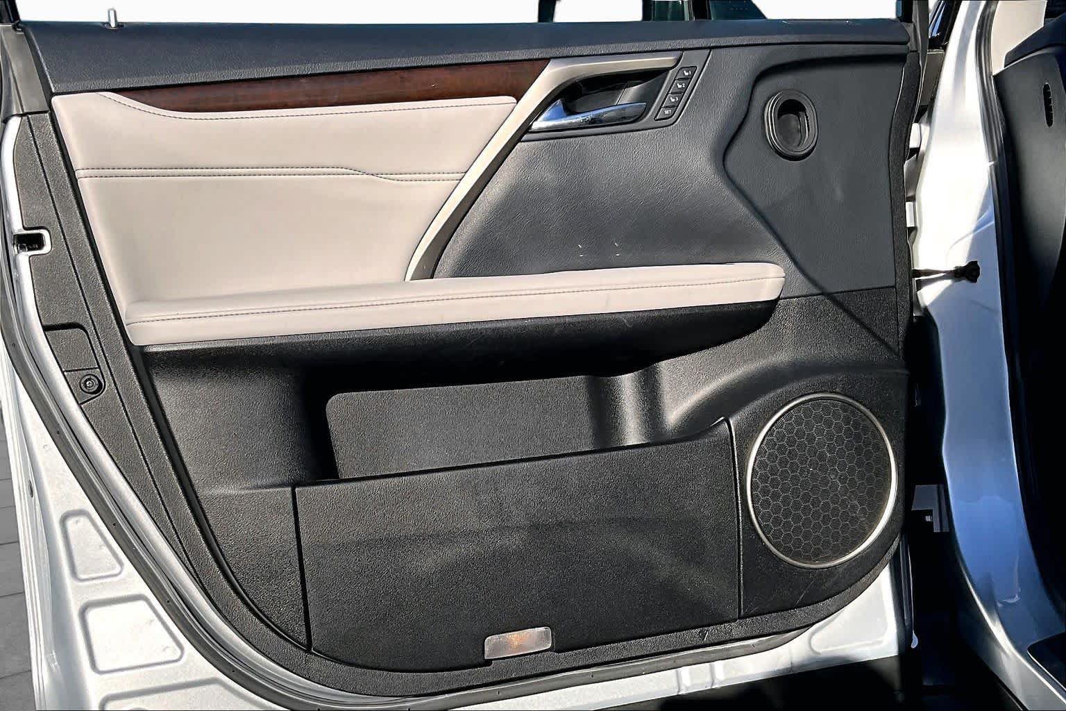 Used 2019 Lexus RX 350 FWD image 19