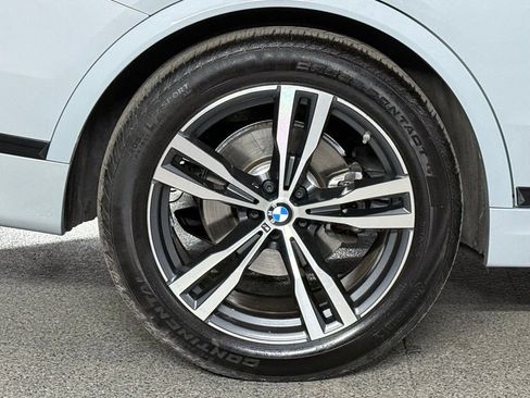 Used 2023 BMW X7 xDrive40i w/ M Sport Package image 7