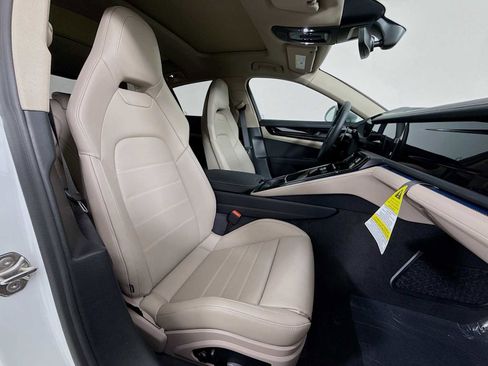 New 2026 Porsche Panamera image 29