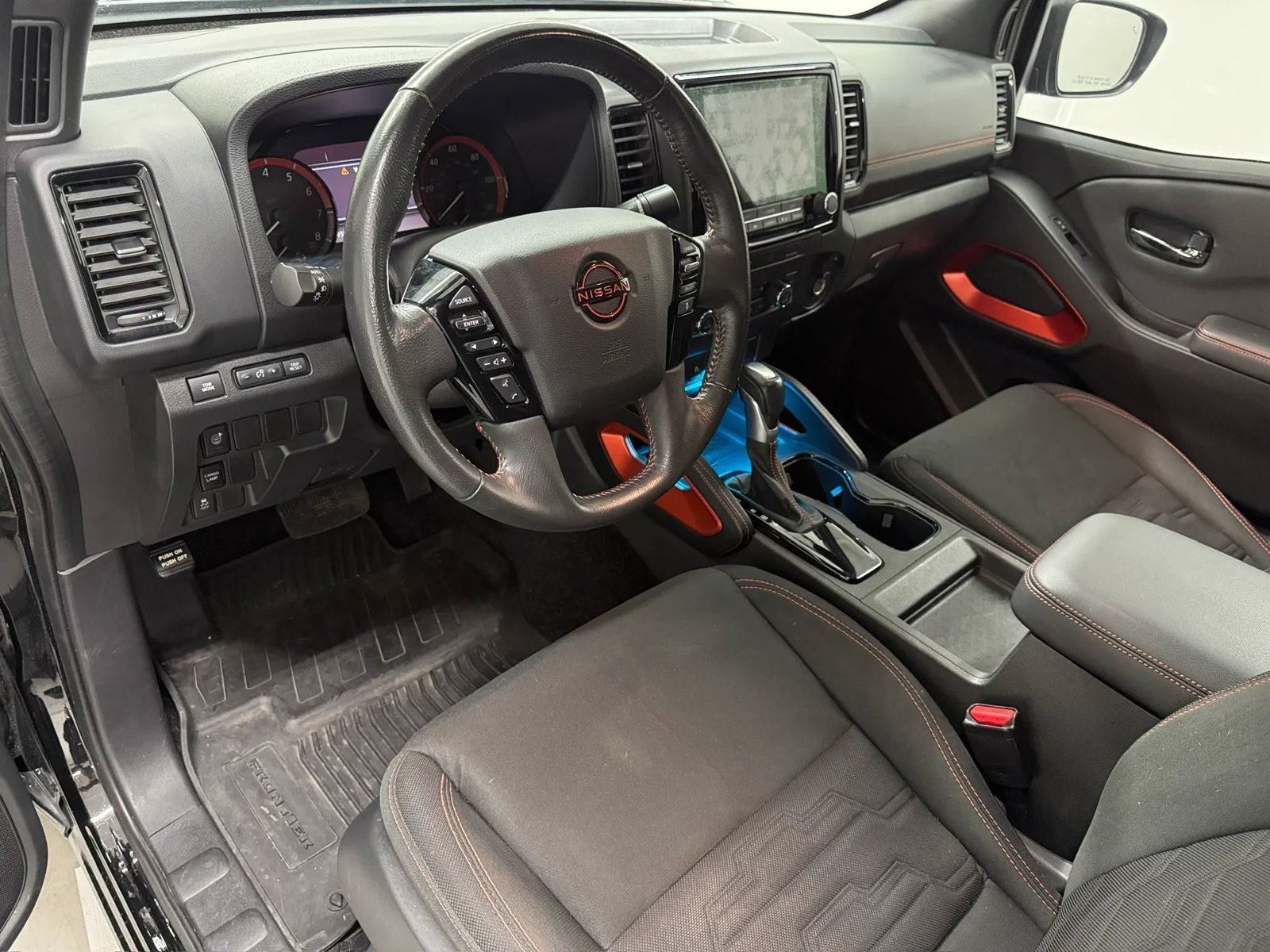 Used 2024 Nissan Frontier Pro-X w/ Technology Package RWD image 8