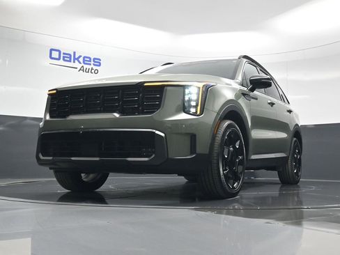 Certified 2025 Kia Sorento SX Prestige image 45