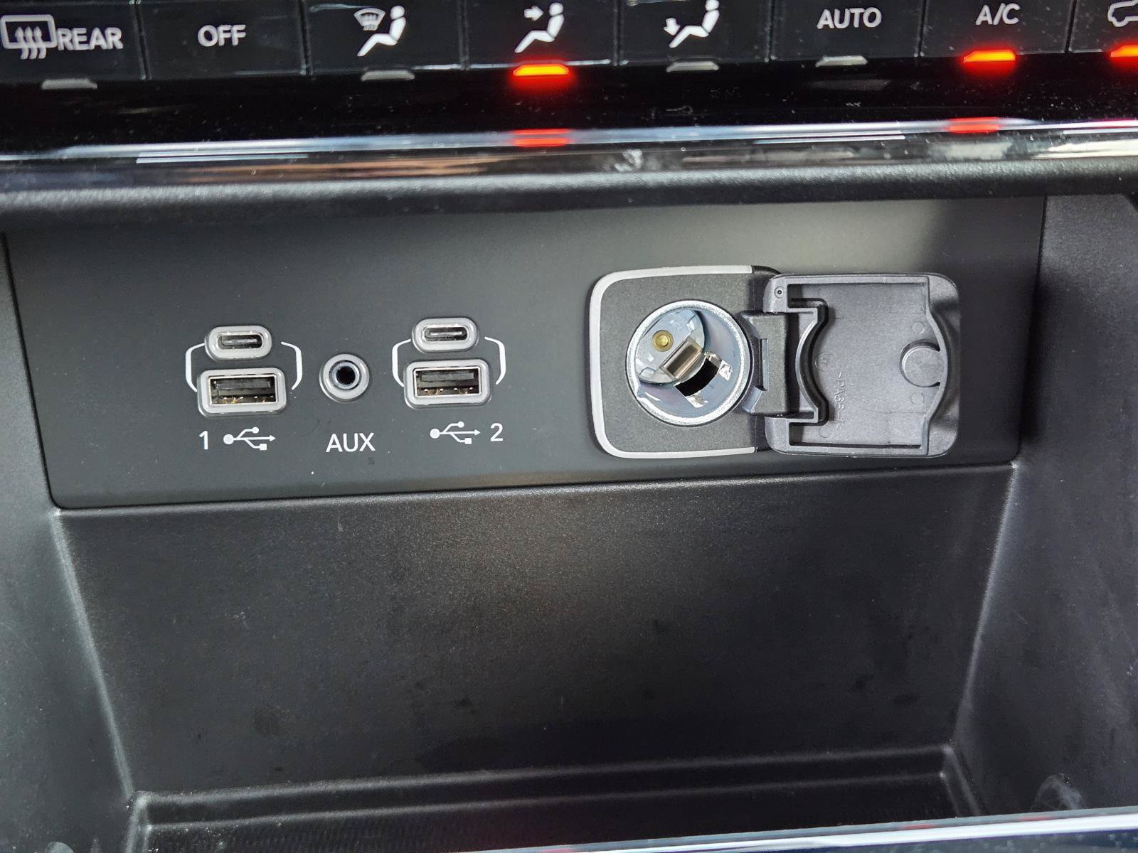 Certified 2025 Jeep Grand Cherokee Laredo X RWD image 13