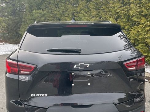 Used 2024 Chevrolet Blazer LT w/ Convenience Package image 6