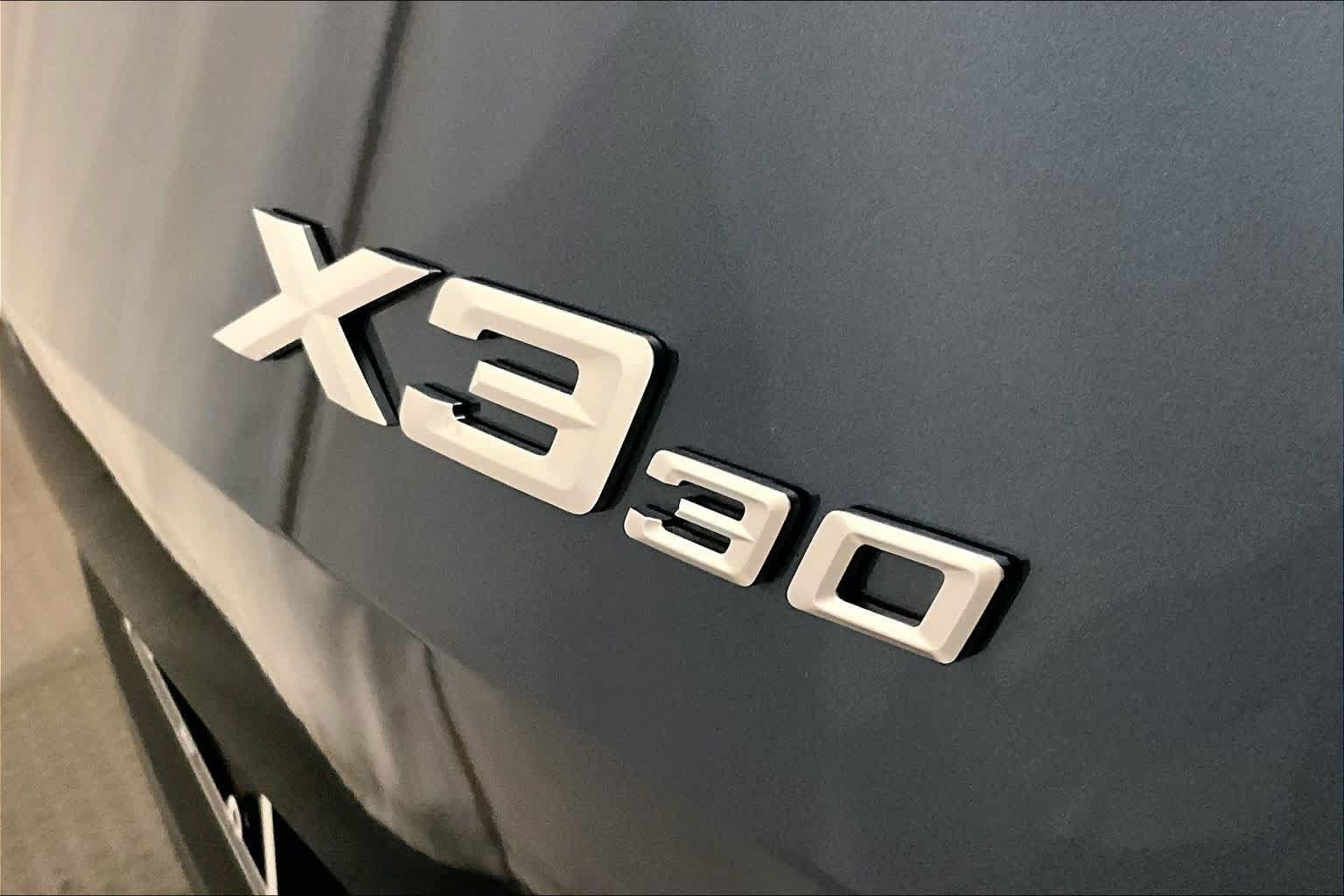 Used 2025 BMW X3 xDrive30i w/ Premium Package AWD/4WD image 9