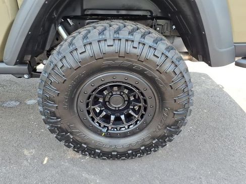 New 2026 Jeep Gladiator Rubicon AWD/4WD image 4