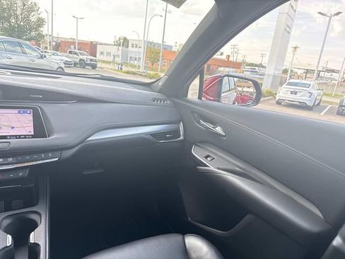 Certified 2023 Cadillac XT4 Premium Luxury w/ Cold Weather Package AWD/4WD image 33