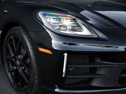 New 2026 Porsche Panamera 4 image 16