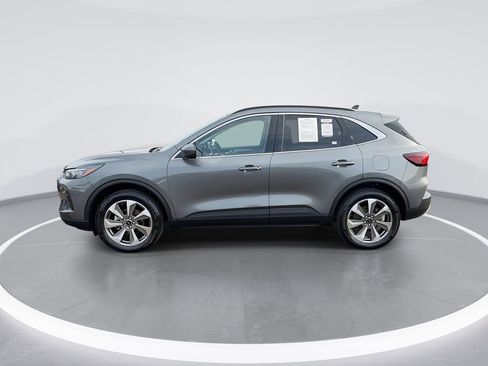 Used 2025 Ford Escape Platinum image 5