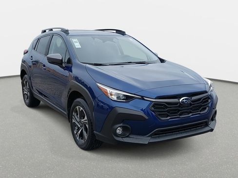 Used 2026 Subaru Crosstrek 2.0i Premium image 3