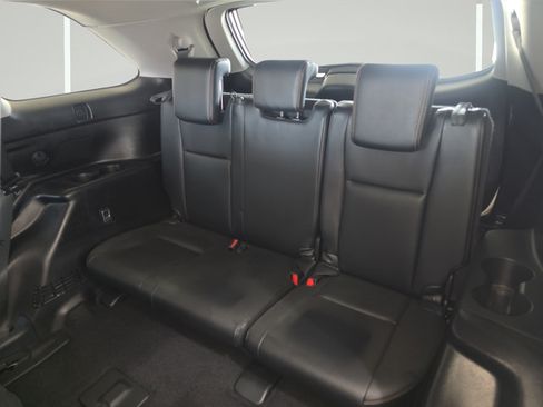 Used 2017 Toyota Highlander XLE AWD/4WD image 27