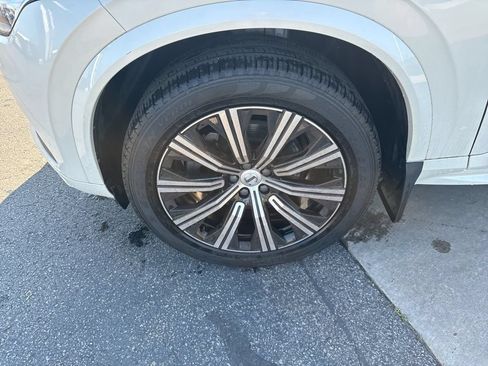 Certified 2023 Volvo XC90 B5 Core w/ Protection Package Premier AWD/4WD image 11
