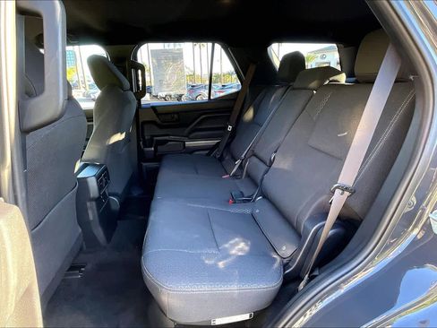 Used 2025 Toyota 4Runner SR5 image 18