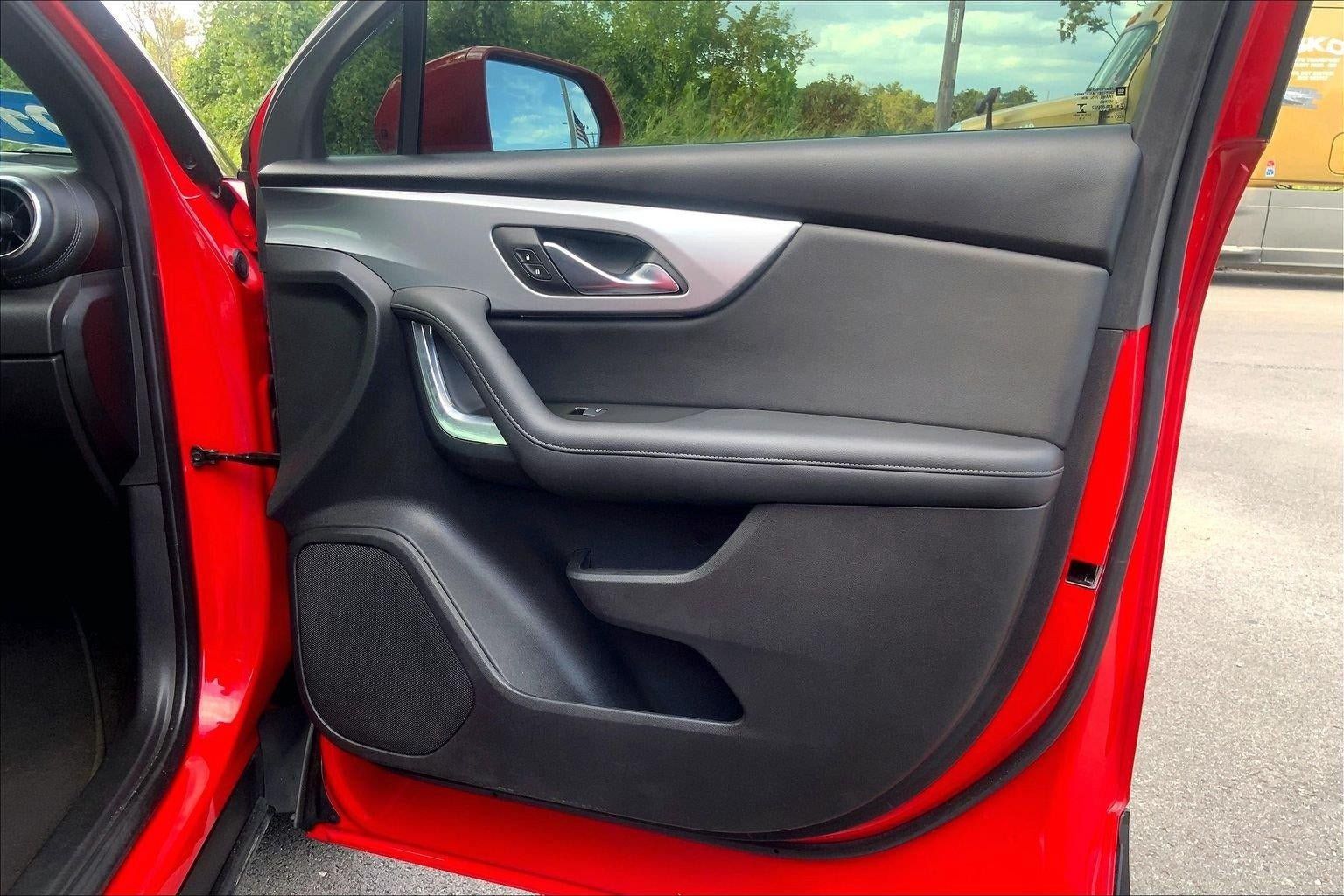 Used 2019 Chevrolet Blazer LT FWD image 25