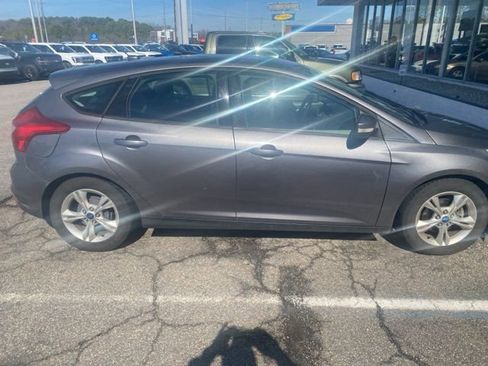 Used 2014 Ford Focus SE image 8