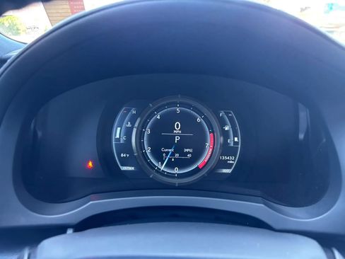 Used 2014 Lexus IS 350 w/ F Sport Package RWD image 17