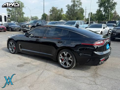 Used 2019 Kia Stinger GT2 AWD/4WD image 5