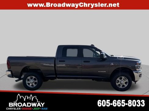 New 2026 RAM 2500 Big Horn AWD/4WD image 5