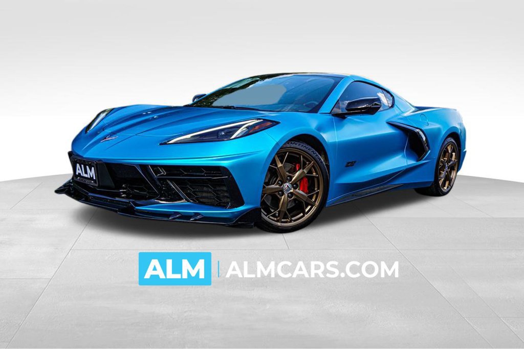 Used 2021 Chevrolet Corvette Stingray Coupe w/ Engine Appearance Package RWD image 1