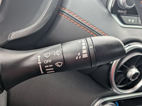 Certified 2023 Nissan Sentra SR FWD image 19