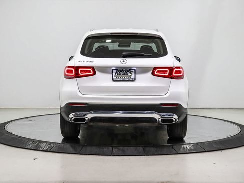 Certified 2022 Mercedes-Benz GLC 300 image 3