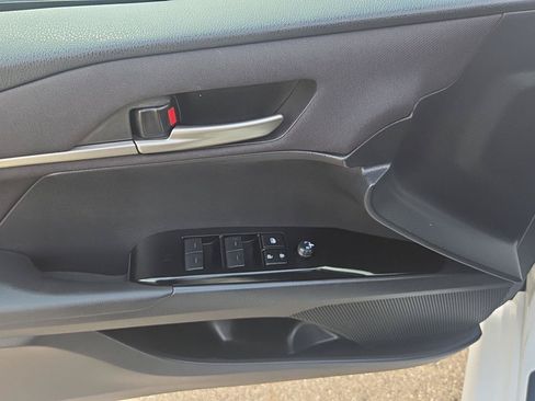 Used 2025 Toyota Camry LE FWD image 15