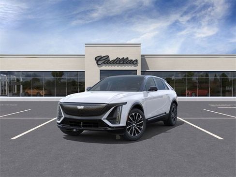 New 2026 Cadillac Lyriq Sport image 8