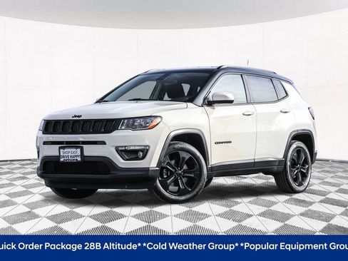 Used 2018 Jeep Compass Altitude w/ Popular Equipment Group image 2