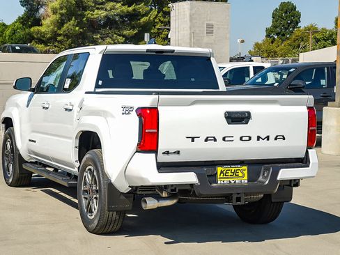 New 2025 Toyota Tacoma TRD Sport image 6