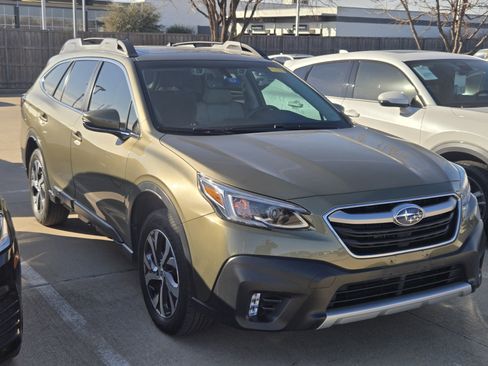 Used 2022 Subaru Outback Limited XT image 3