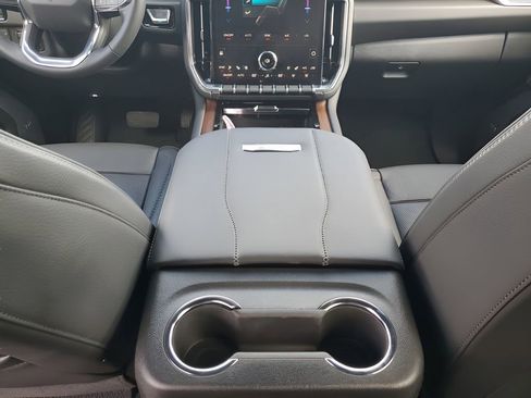 New 2026 GMC Yukon Denali w/ Denali Reserve Package image 23