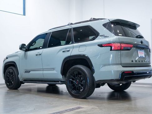 Certified 2025 Toyota Sequoia Platinum w/ TRD Off-Road Package AWD/4WD image 7