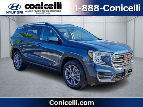 Used 2024 GMC Terrain SLT AWD/4WD image 1