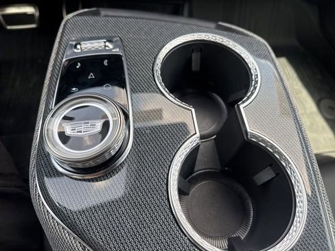 New 2025 Cadillac Optiq Luxury 1 w/ LPO, Floor Liner Package image 29