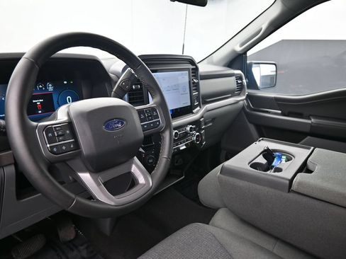 Used 2025 Ford F150 XLT w/ Equipment Group 301A Standard AWD/4WD image 22