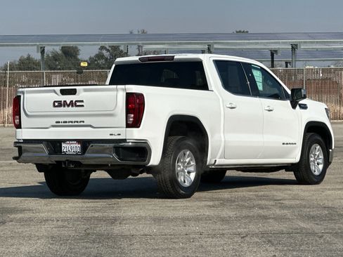 Used 2021 GMC Sierra 1500 SLE image 4