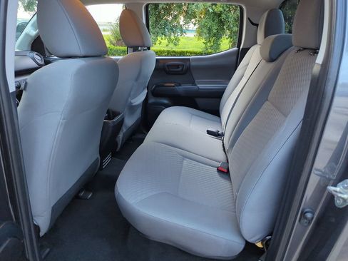 Used 2020 Toyota Tacoma SR w/ SR Convenience Package RWD image 21