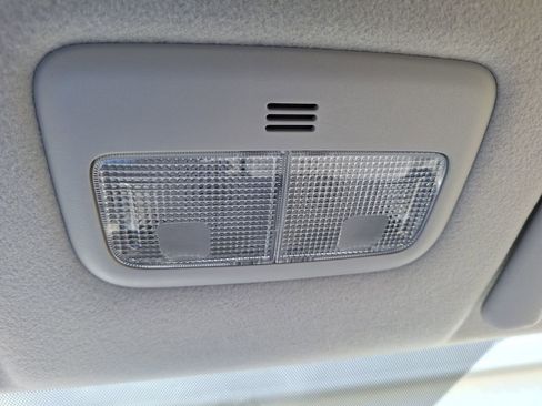 Used 2012 Toyota Corolla LE image 23