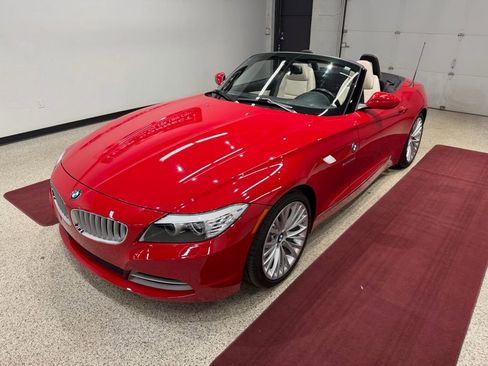 Used 2010 BMW Z4 sDrive35i image 4