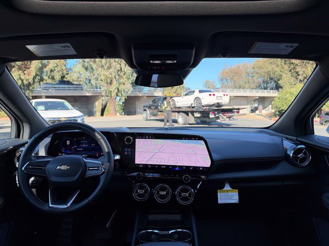 Used 2024 Chevrolet Blazer EV LT AWD/4WD image 19