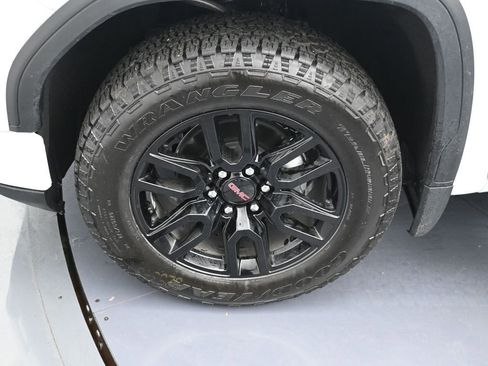 Used 2026 GMC Sierra 1500 Elevation w/ Elevation Select Package image 10