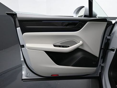 New 2025 Porsche Macan Turbo Electric image 14