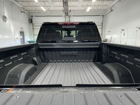 New 2026 GMC Sierra 2500 Denali w/ Denali Reserve Package image 15