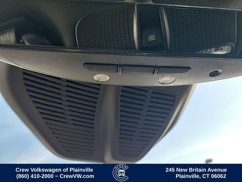 Used 2021 Mercedes-Benz GLC 300 4MATIC image 10