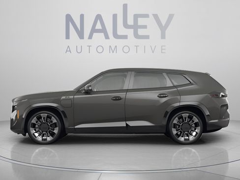 Used 2023 BMW XM AWD/4WD image 2