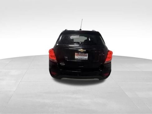 Used 2019 Chevrolet Trax LT FWD image 8
