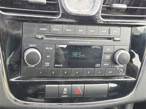 Used 2012 Chrysler 200 Touring image 24